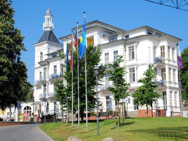 Villa Seeschloss Heringsdorf  Exteriör bild
